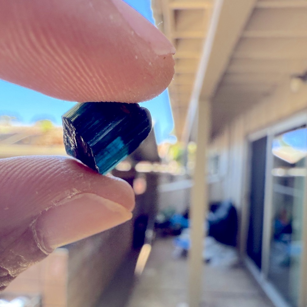 11 Carat Natural Indicolite Blue Tourmaline Crystal From Kunar Afghanistan - Picture 5 of 12